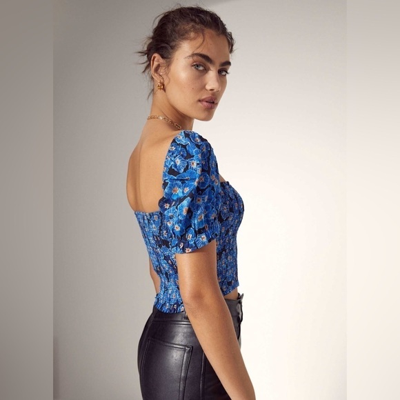 ARITZIA Wilfred Smocked Blouse In Baltic Sea - Picture 4 of 8